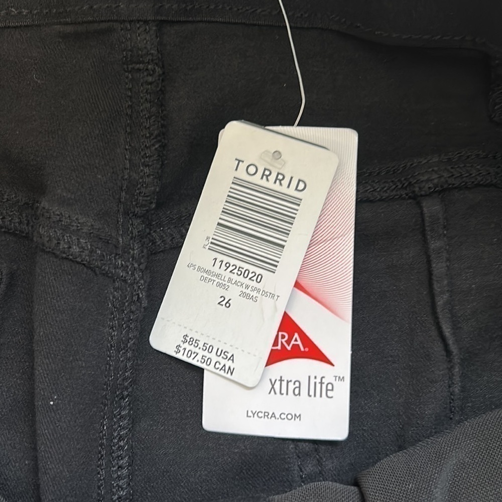 Torrid NWT Bombshell Skinny Lycra First at Fit Black Distressed Women's 26T - Picture 8 of 15
